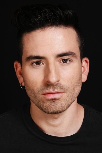 Actor Santiago Reyes