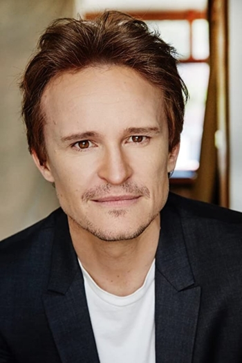 Actor Damon Herriman