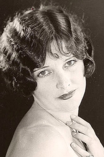 Actor Dorothy Dunbar