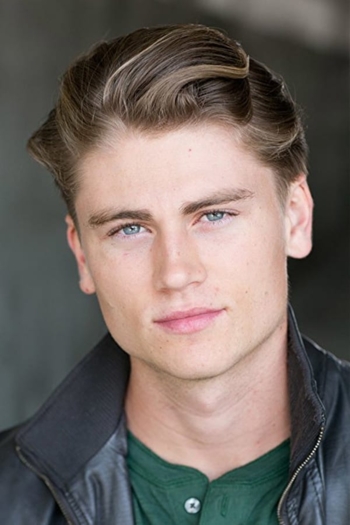 Actor Justin Matthews