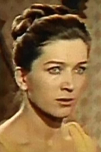 Actor Pina Bottin