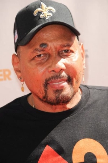 Actor Aaron Neville