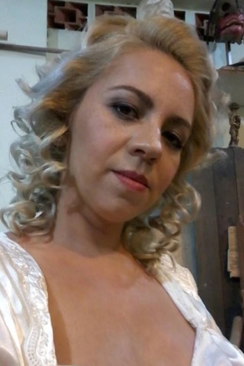 Actor Mayra Alarcón