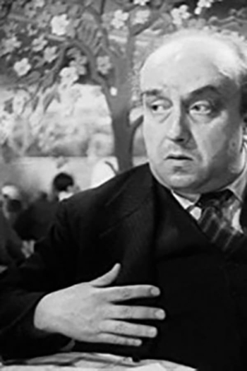 Actor William Dewhurst