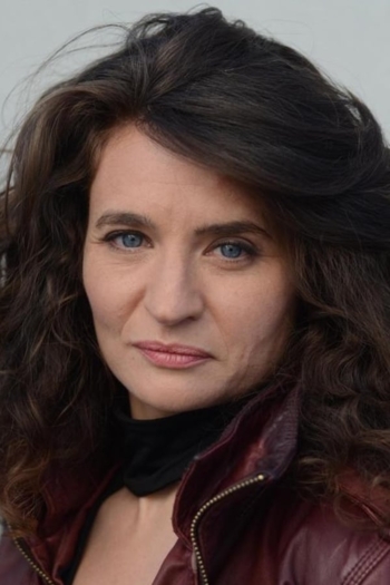 Actor Jennifer Moret