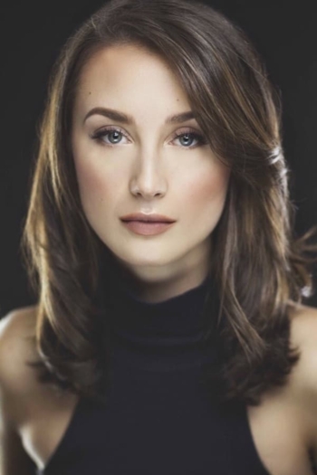 Actor Lauren Maynard