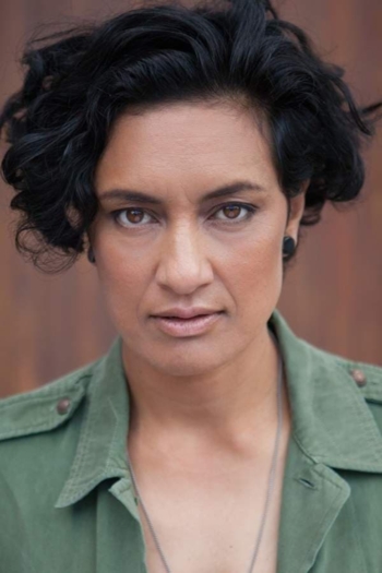 Actor Nikki Si'ulepa