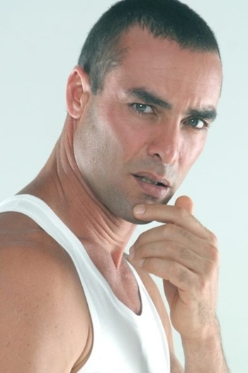 Actor Paulo Zulu