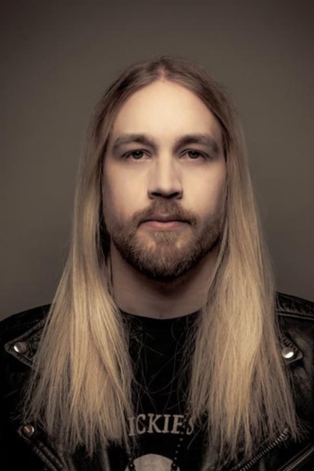 Actor Hannes Van Dahl