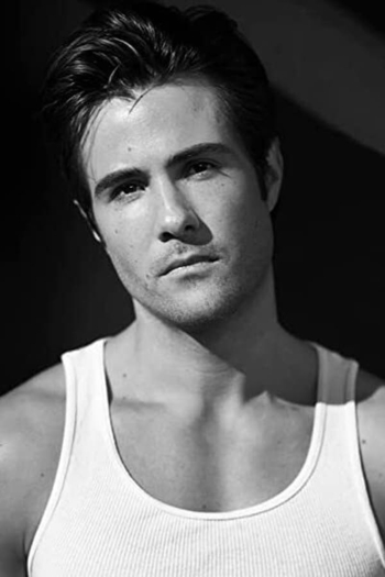 Actor Paul Vandervort