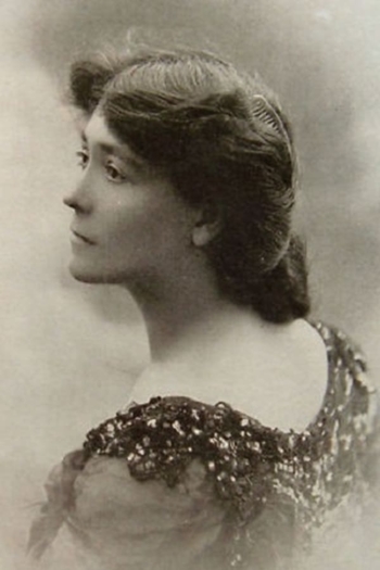 Actor Henrietta Watson