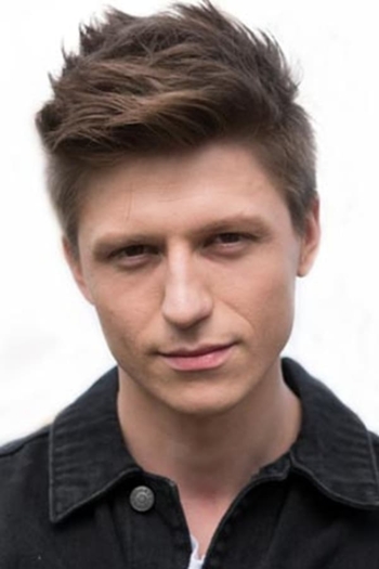 Actor Erik Abramovich