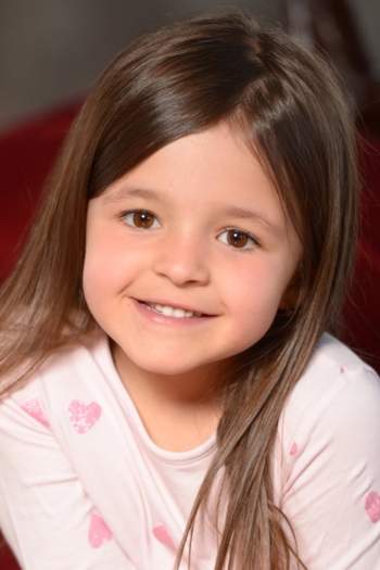 Actor Alyssa Stephens