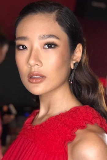 Actor Chutimon Chuengcharoensukying