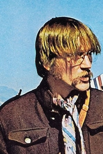 Actor Antonio Mendoza