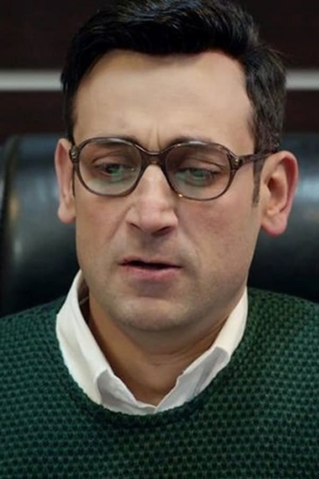 Actor Sinan Çalışkanoğlu