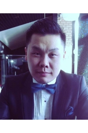 Actor Батболдын Барслхагва