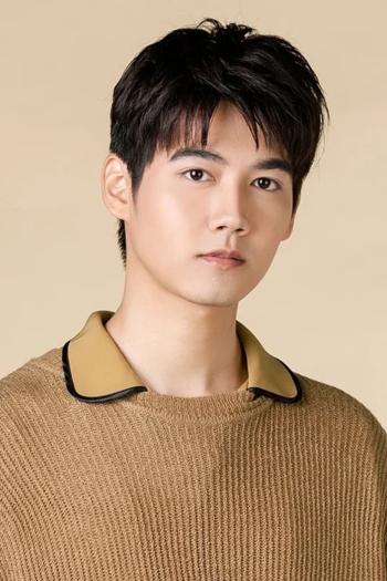 Actor Fluke Pusit Dittapisit