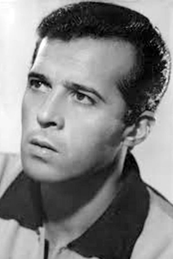 Actor Atilio Marinelli
