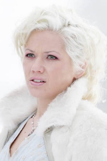 Actor Sarah Elise Steensby