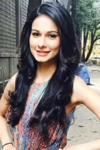 Actor Aneri Vajani