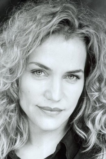 Actor Jennifer Calvert