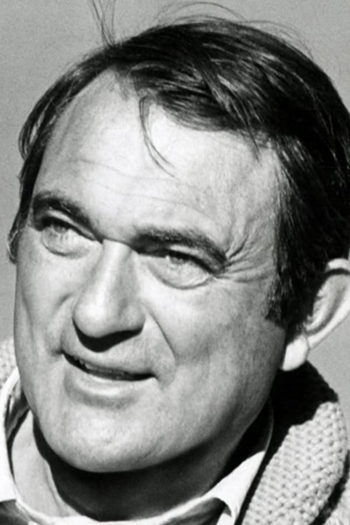 Actor Andrew V. McLaglen