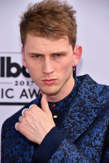 Actor Machine Gun Kelly
