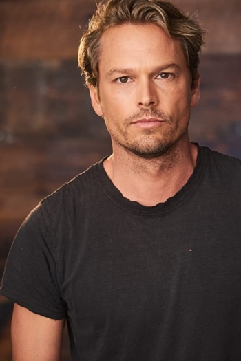 Actor Andrew Gray McDonnell