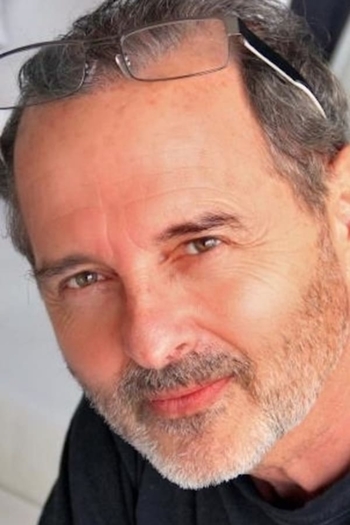 Actor Raymond Acquaviva