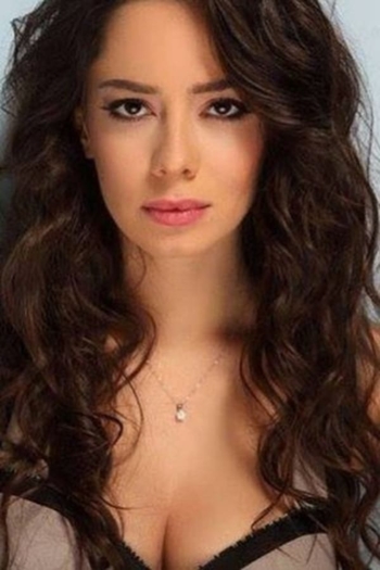 Actor Merve Sevi