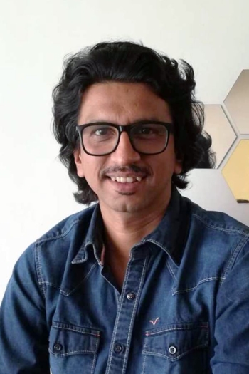 Film director Hitesh Kewalya
