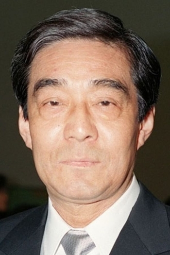 Actor Masanobu Deme