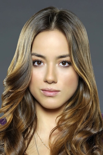 Actor Chloe Bennet