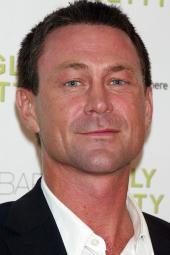 Actor Grant Bowler