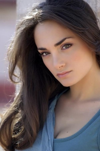 Actor Denise Capezze