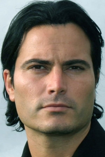 Actor Marcus Jean Pirae