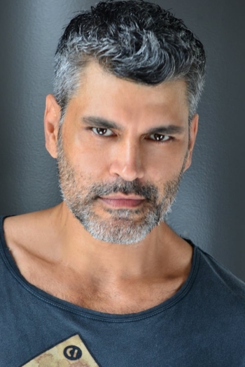 Actor Mike Ruiz