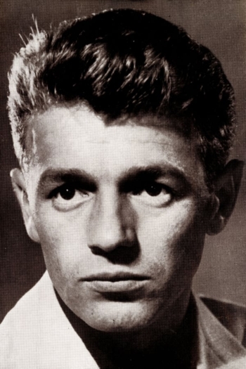 Actor Walter Santesso
