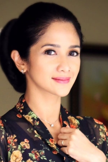 Actor Astri Nurdin