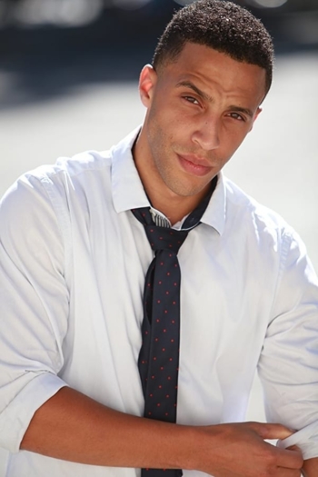 Actor Jonathan Kennedy