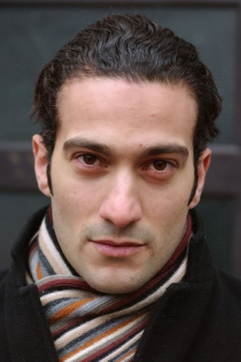 Actor Erhan Emre