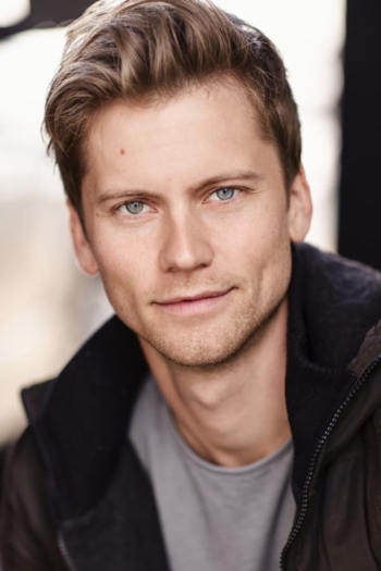 Actor Tim Phillipps