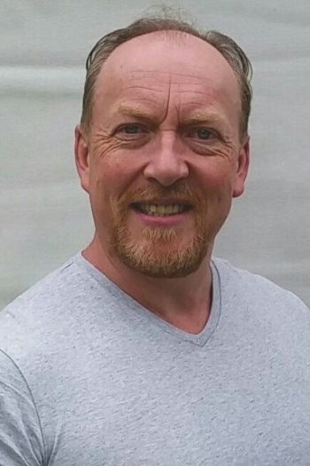 Actor Pete Buzzsaw Holland