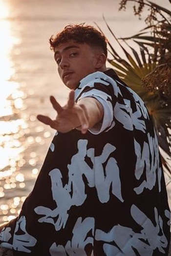 Actor Ines Benazzouz