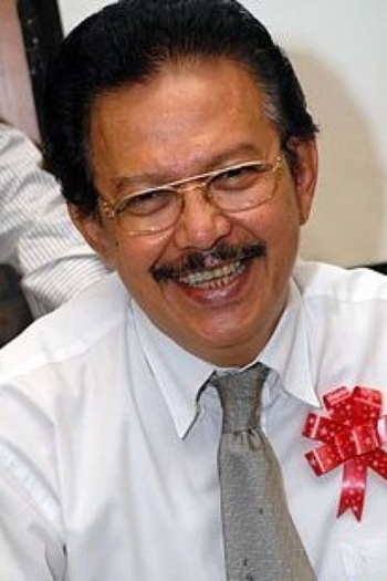 Actor Rudy Salam