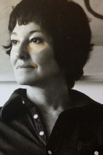 Actor Penelope Mortimer