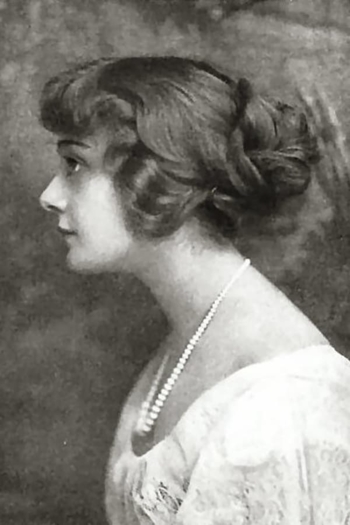 Actor Ruth Findlay