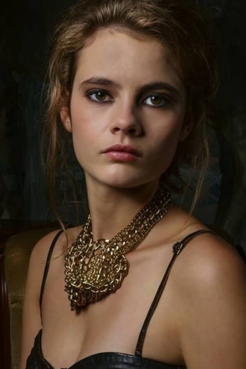 Actor Stefanie van Leersum