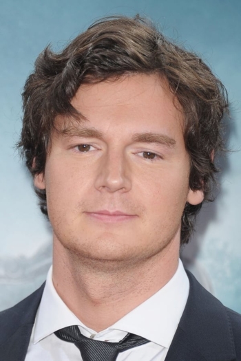 Actor Benjamin Walker